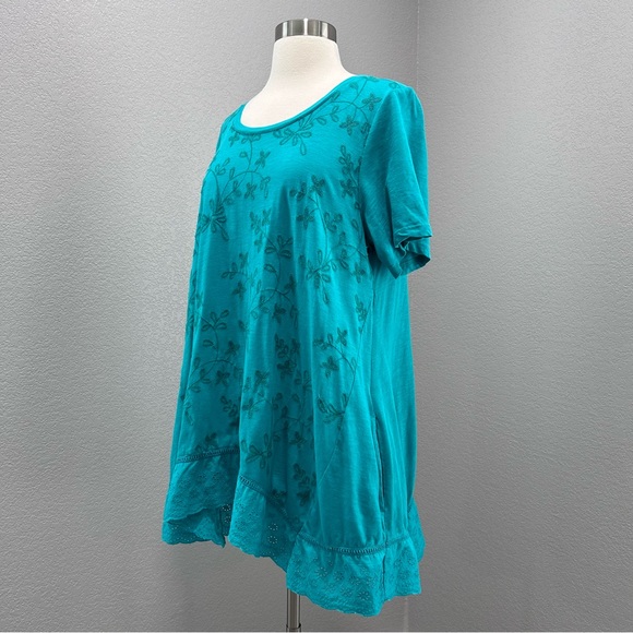 LOGO by Lori Goldstein Embroidered Top with Eyelet Hem - Picture 3 of 12